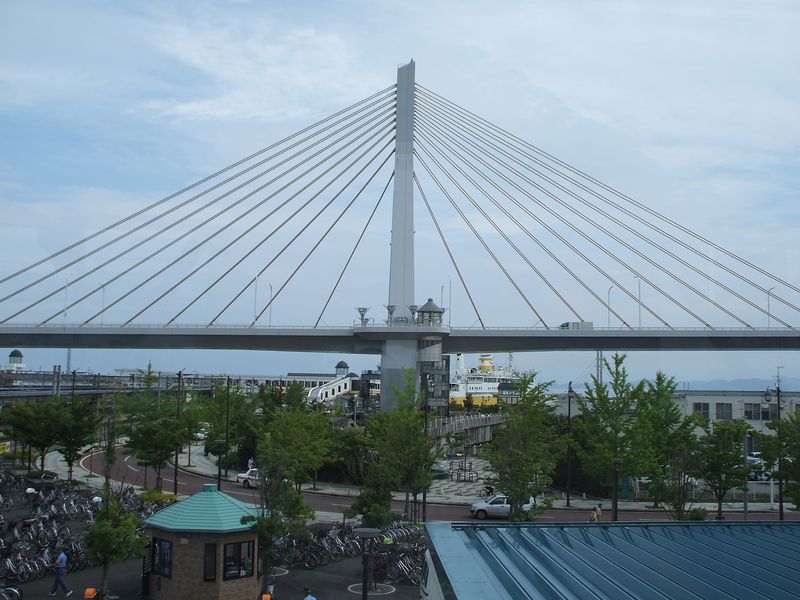 07hnep06.jpg