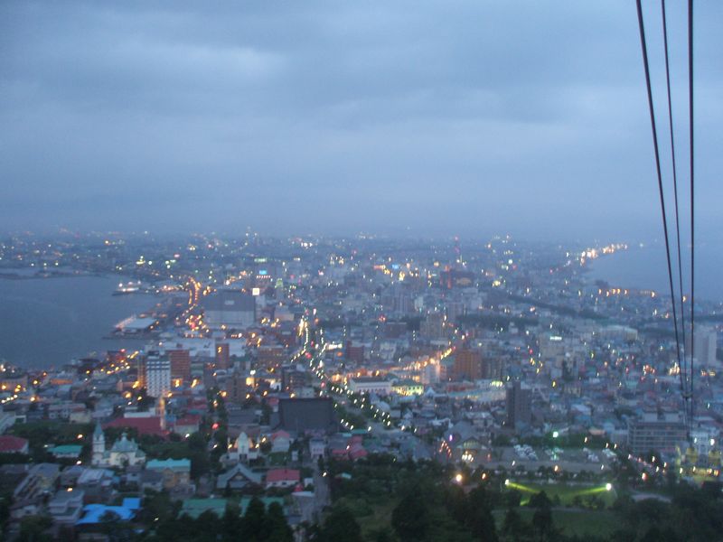 07hnep27.jpg