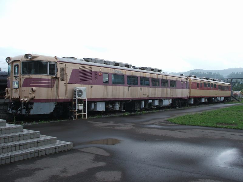 07hnep58.jpg
